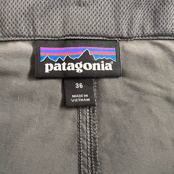 Patagonia Men's Shorts - Picture 6 of 8